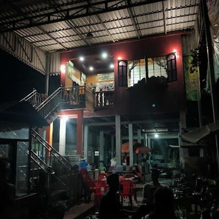 Tonle Mekong Homestay Krong Kracheh Exteriör bild