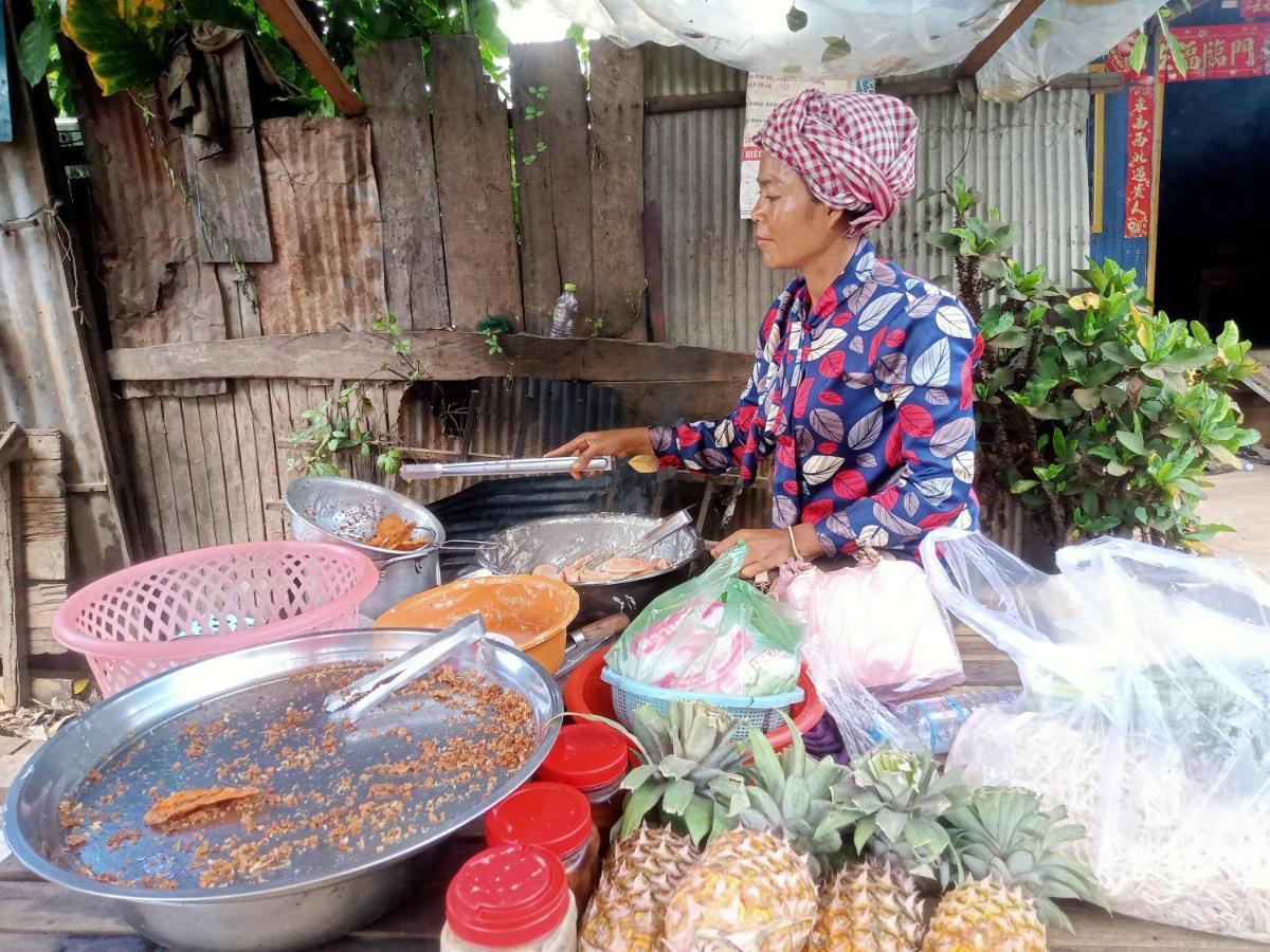 Tonle Mekong Homestay Krong Kracheh Exteriör bild