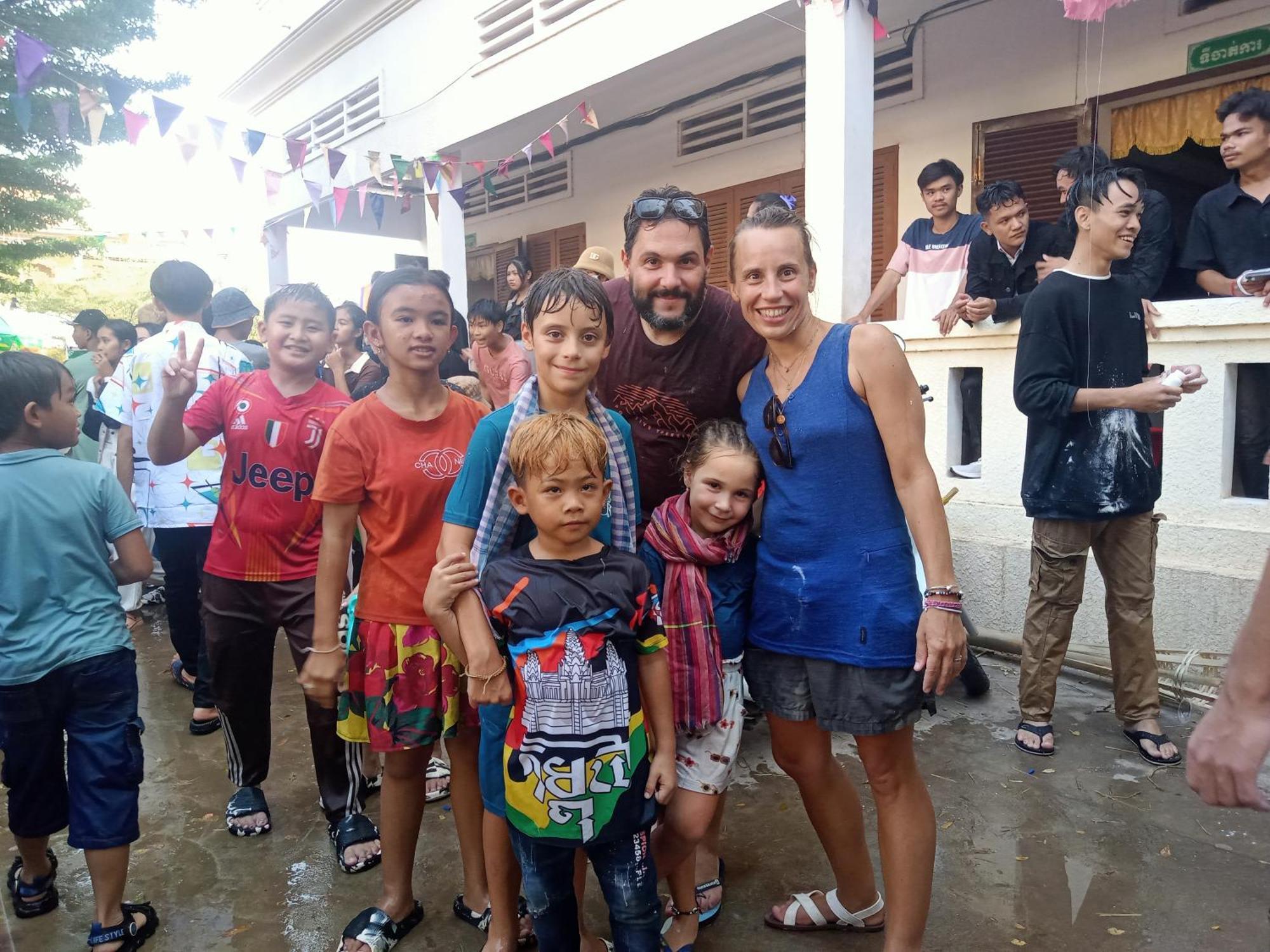 Tonle Mekong Homestay Krong Kracheh Exteriör bild