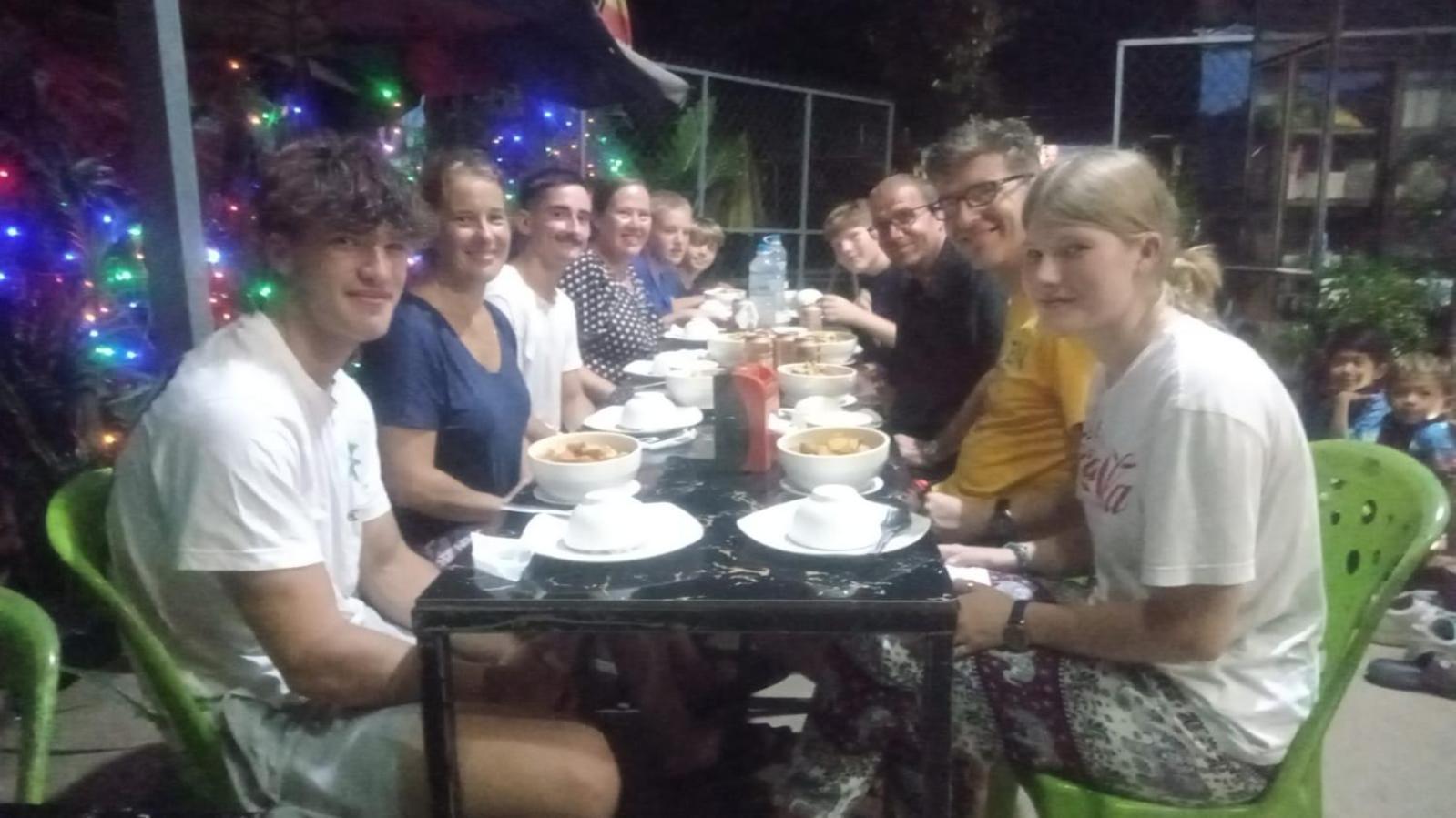 Tonle Mekong Homestay Krong Kracheh Exteriör bild