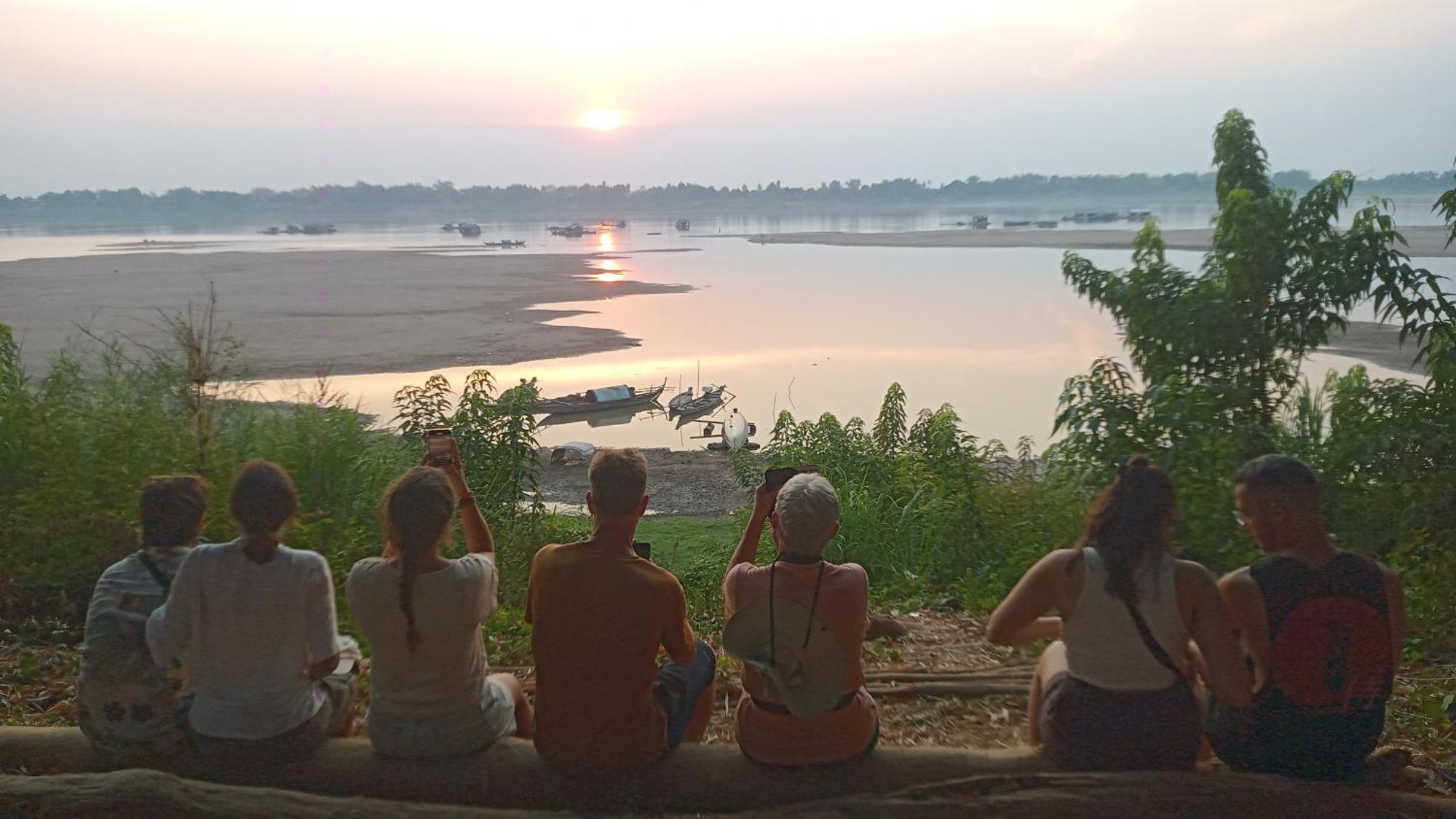 Tonle Mekong Homestay Krong Kracheh Exteriör bild
